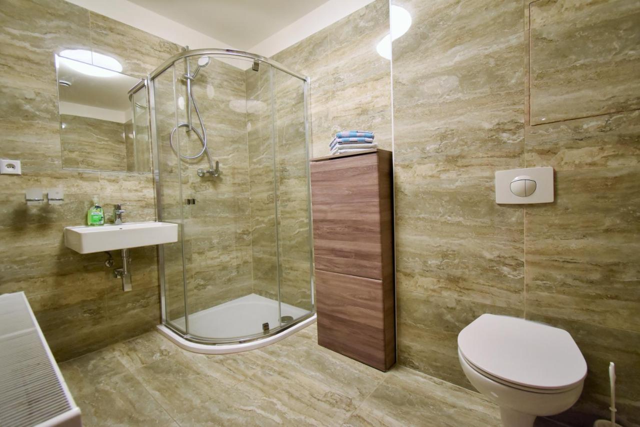 Apartment Dalibor II With Private Entrance And Private Garage Шпиндлерув-Млин Экстерьер фото